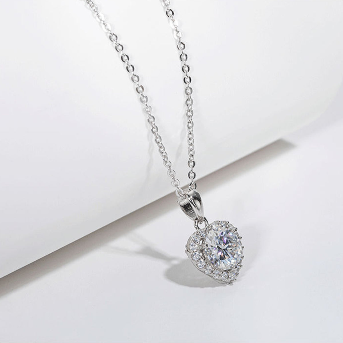 Pendentif argent motif cœur diamant artificiel