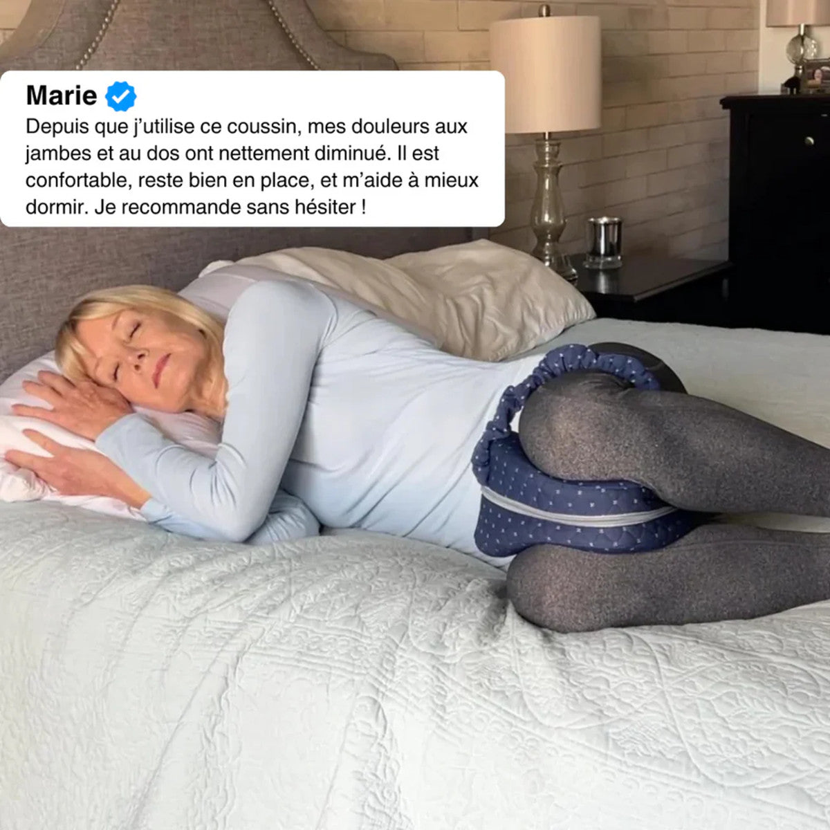 coussin de genoux orthopédique contre les douleurs pendant le sommeil